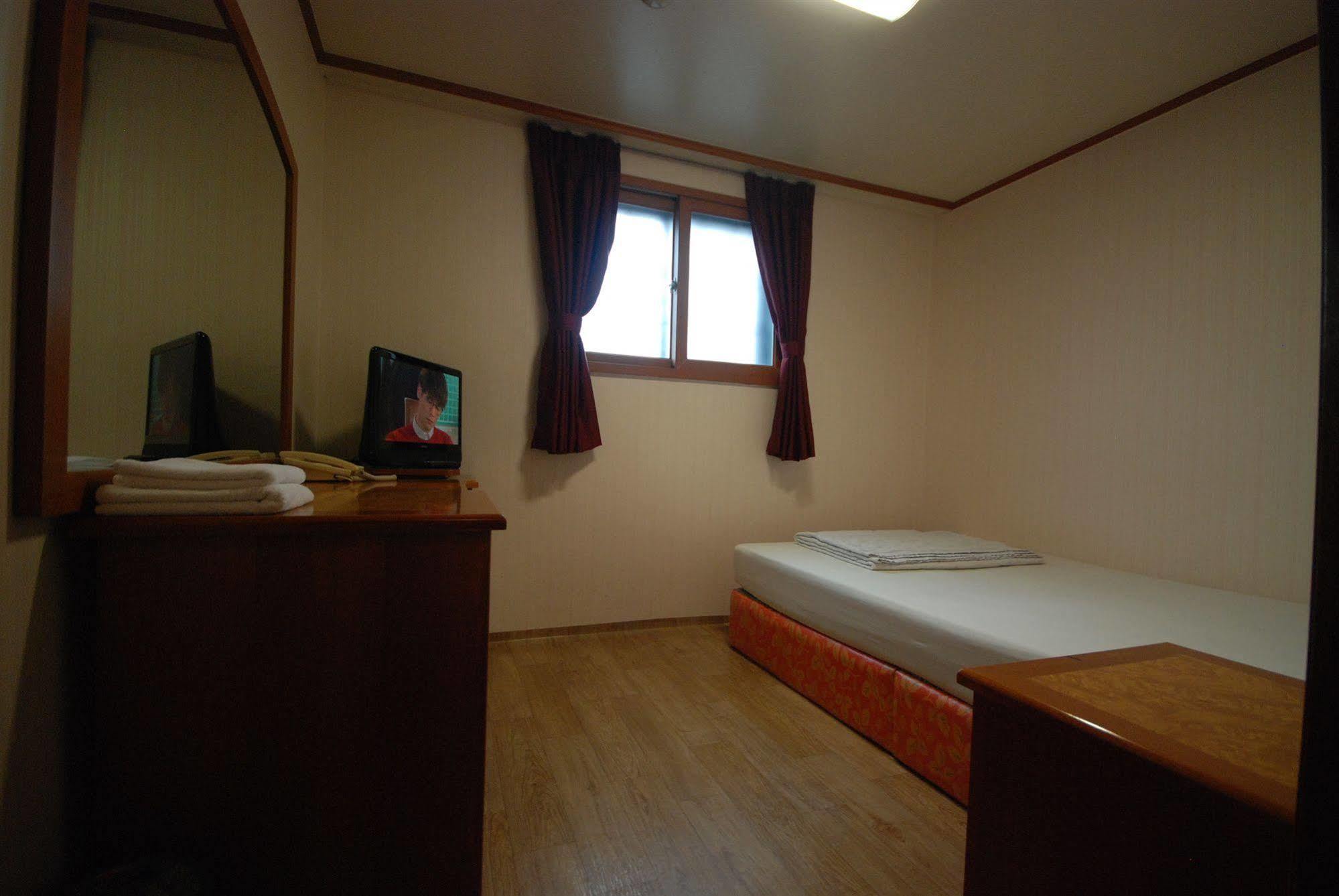 Yim's House Hotel *