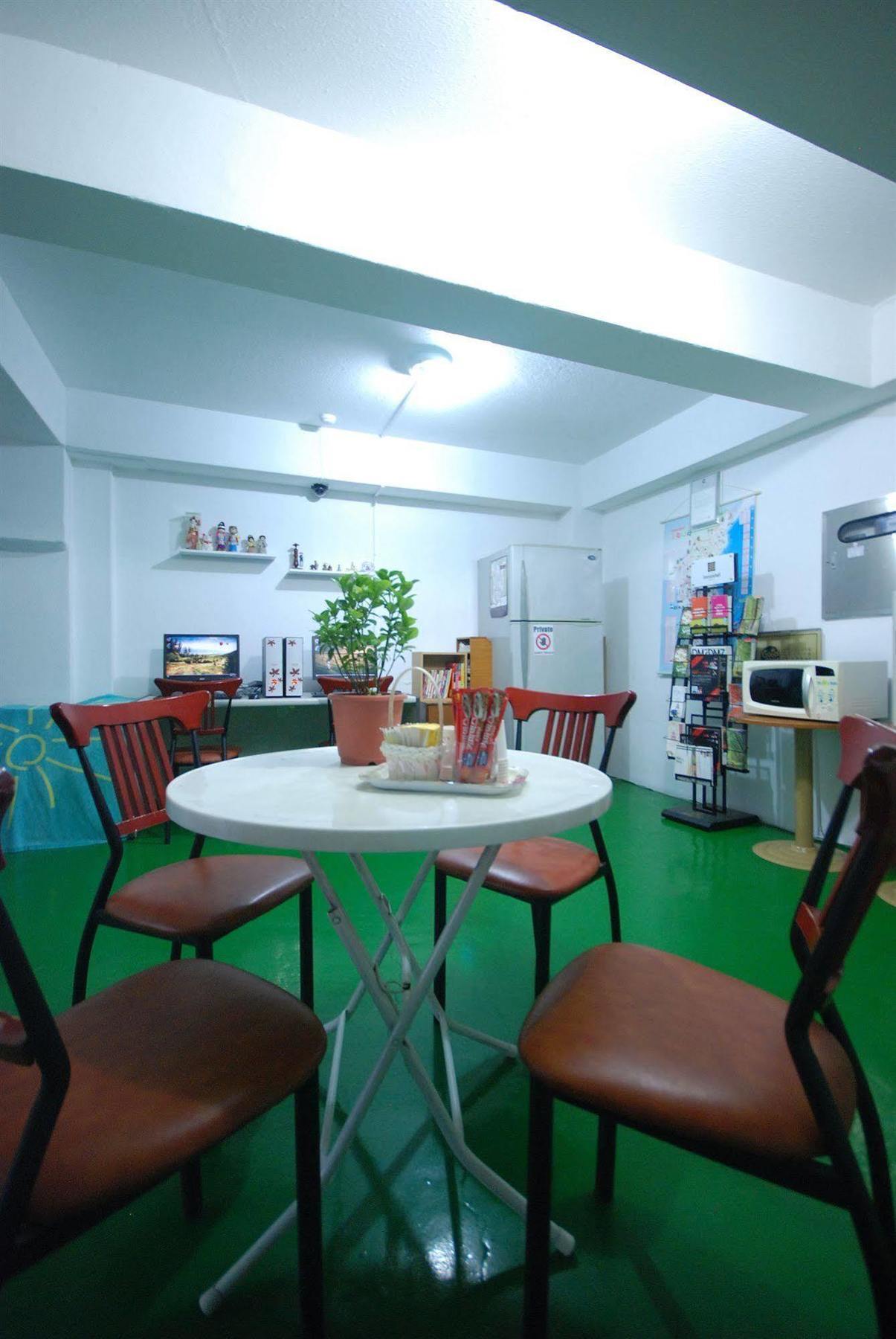 Yim's House *