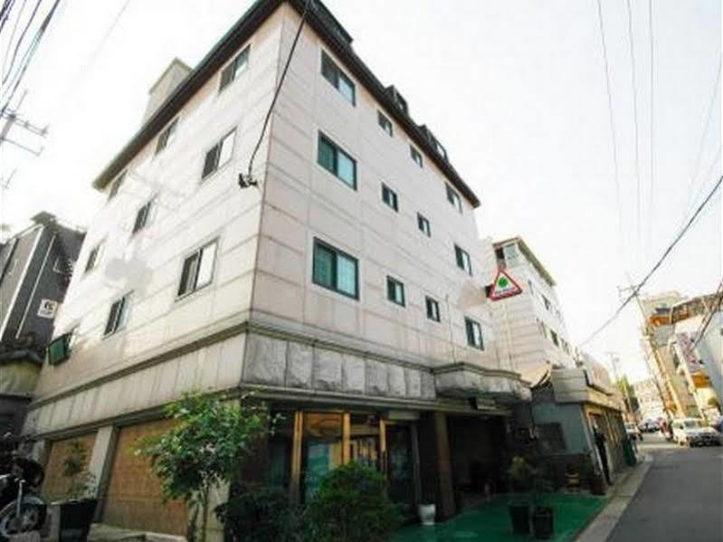 Hotel Yim's House *
